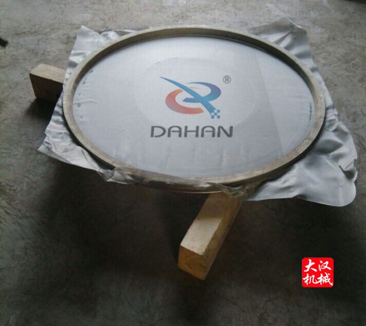 超聲波振動篩網放在網架上 超聲波振動篩網放在網架上